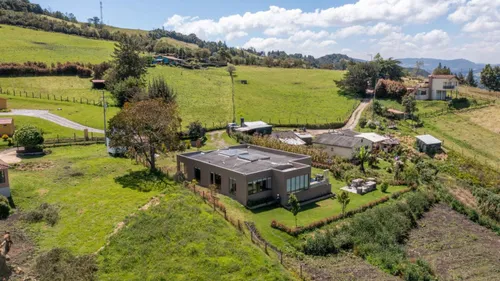 Casa Campestre En Venta En La Calera. Cod V7230