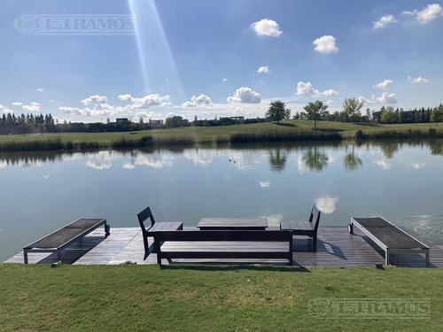 Imagen 4 de 24 de Casa En Venta - El Golf - Nordelta