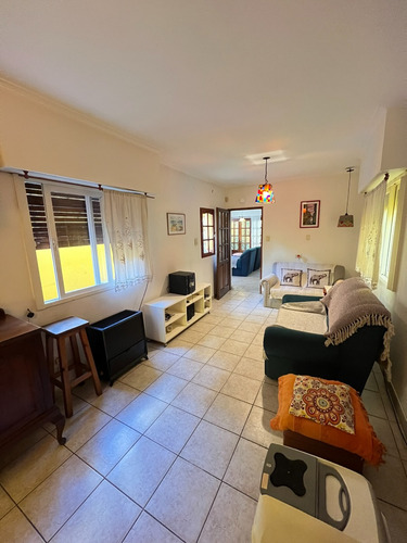 Casa En Venta Calle 35 Entre 24 Y 25 La Plata