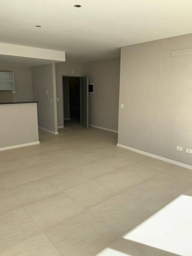 Departamento En Venta Ubicado En Villa Los Remeros (rincón De Milberg), Zona Norte