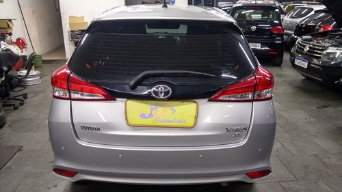 Imagem 11 de 16 de Toyota Yaris Xs 1.3 16v Flex Completo Rodas 2019 Cinza
