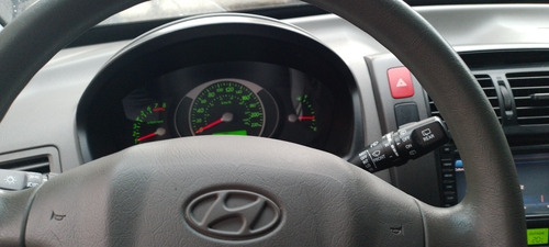 Imagem 15 de 15 de Hyundai Tucson 2015 2.0 Glsb 4x2 Flex Aut. 5p