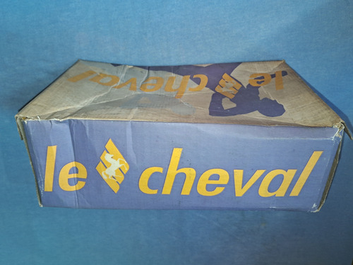 Le Cheval Antigo Retrô Raro Anos 80, 90 Com Caixa T. 38