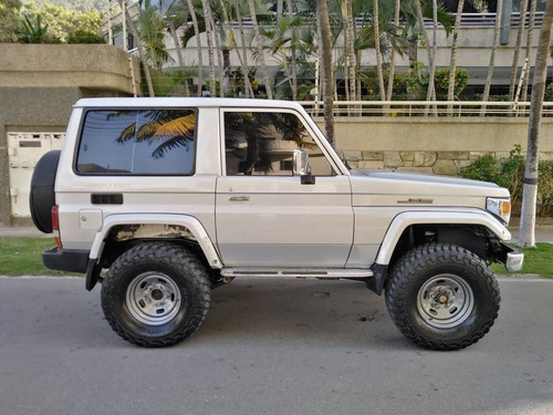 Imagen 8 de 17 de Toyota Machito Lx Sincronico 4x4