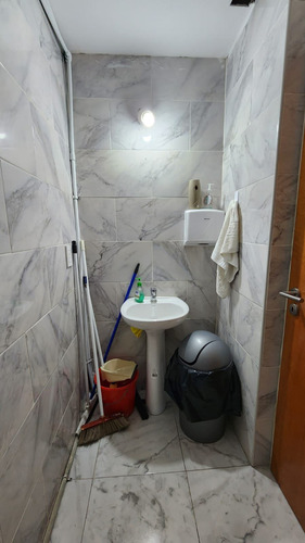 Venta Local Comercial Flores