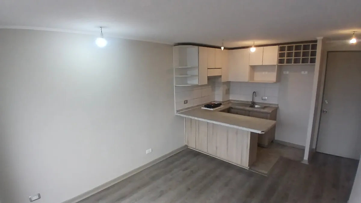 Imagen 1 de 12 de Departamento Semi Amoblado Con Bodega