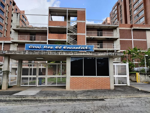 Imagen 3 de 12 de Vendo Bello Apto. Remodelado, Urb.encantado Auyantepuy.75 M2