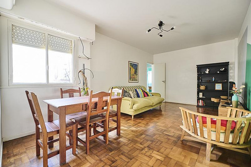 Departamento 4 Ambientes Luminoso Con Balcon Y Bajas Expensas En Colegiales