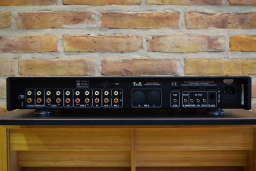 Imagen 6 de 8 de Preamplificador Estereo Marca T+a Modelo Pulsar P-1230r