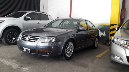 Volkswagen Bora 1.8 Highline T 180cv Cuero