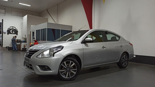 Nissan Versa 1.6 16v Sl Cvt (flex)