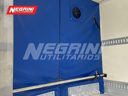 Imagem 10 de 15 de Iveco Daily 35s14 Baú Refrigerado
