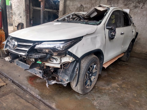 Sucata Toyota Hilux Sw4 2.8 Diesel 2019 Diamond