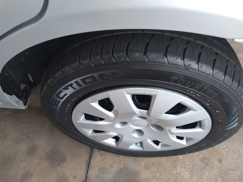 Imagem 8 de 9 de Ford Fiesta Sedan 2013 1.6 Pulse Flex 4p