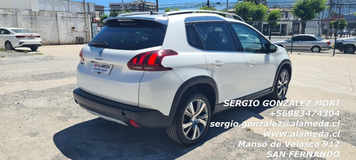 Imagen 8 de 15 de Peugeot 2008 Diesel Automático Año 2020