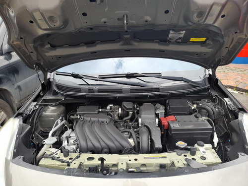 Nissan Versa 1.6 Advance