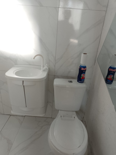 Casa Com Dois Quartos Sala Cozinha Americana Um Banheiro