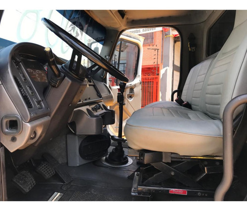 Imagen 5 de 12 de Freightliner M2 106