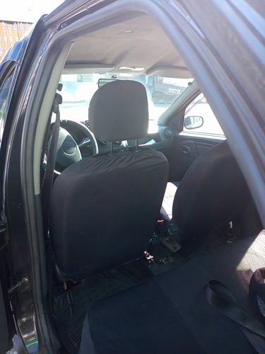 Renault Logan 1.0 16v Authentique Hi-flex 4p