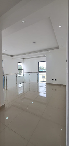 Imagen 9 de 22 de Casa Nueva En Proyecto Cerrado