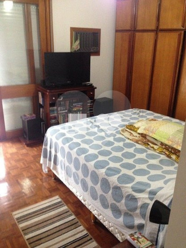 Apartamento De Dois Dormitórios C Dependência - 28-im432305
