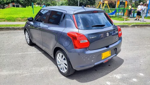 Suzuki Swift Hybrid Más Accesorios