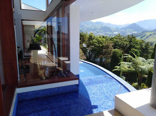 Venta Casa Conjunto Alhambra, Manizales Cod 3736917