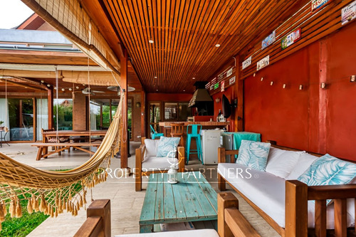 Linda Casa En Condominio