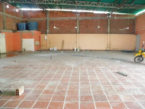 Bodega En Venta En El Salado. Cod V15378