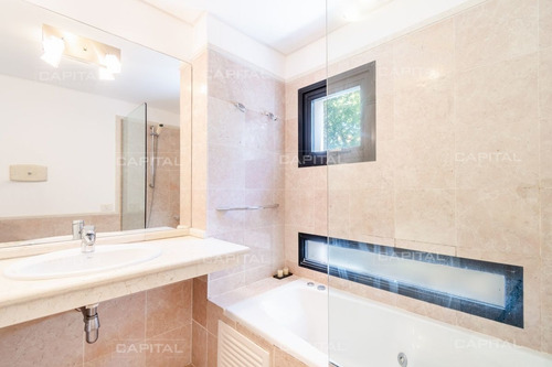 Imagen 7 de 25 de Moderno Apartamento De Tres Dormitorios En Primera Linea, Playa Brava - Punta Del Este Brava