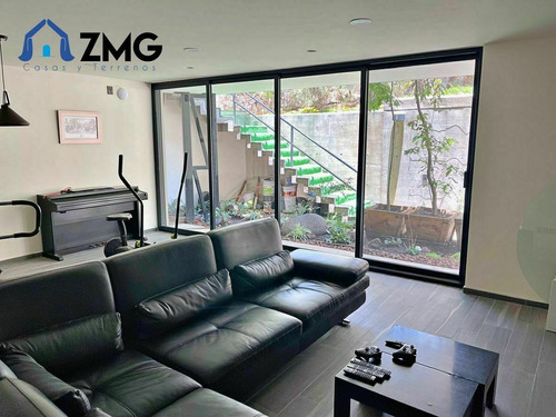Residencia De Lujo En El Cielo Colinda Con Green Solo Exigen
