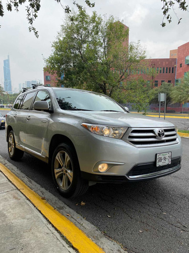 Imagen 2 de 9 de Toyota Highlander 2013 Limited Aa Qc Piel R-19 4x4 At