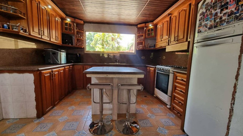 Annic Coronado Vende Casa En Las Morochas En San Diego. Ref. 254355