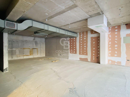 Local Comercial Con Excelente Flujo Peatonal Y Vehicular