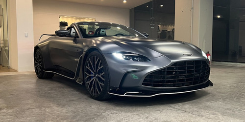Aston Martin V12 Vantage Roadster 2023