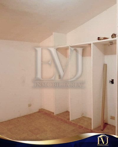 Valle De Chara - Charallave. Tonwhouse En Venta