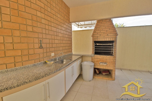 Casa No Bairro Bougainvillée I Em Peruíbe - 660