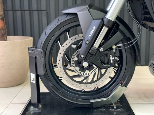 Bajaj Dominar 400 - 2024