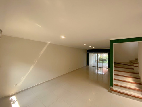 Imagen 4 de 13 de Bonita Casa De 4 Dormitorios Zona Radial 17 Y Medio, Santa Cruz