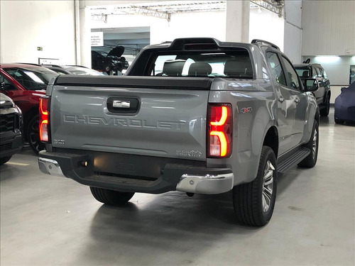 Chevrolet S-10 2.8 16V TURBO DIESEL HIGH COUNTRY CD 4X4 AUTOMÁTICO