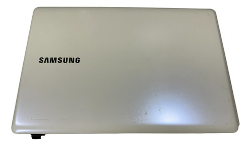 Carcaça Tampa Da Tela Notebook Samsung Np370 Branca