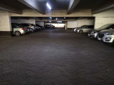 Estacionamiento en arriendo