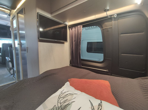 Motor Home Sprinter Executivo 7 Lugares - Ano 2022 - Y@w2