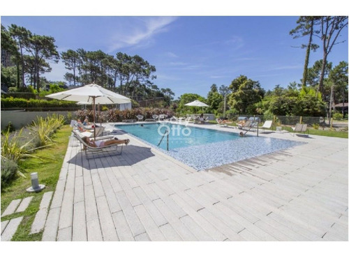 Imagen 10 de 14 de Vendo Apartamento De 1 Dormitorio, Piso Alto, En Zona Roosevelt, Punta Del Este.