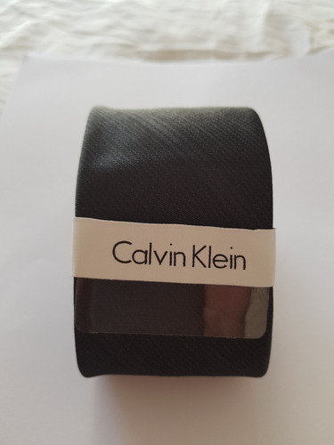 Corbata Calvin Klein Slim Seda 50% Off Producto Con Detalle