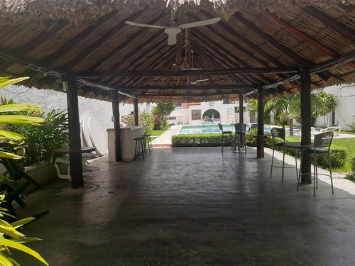 Casa En Venta En Villas Kabah Cancun