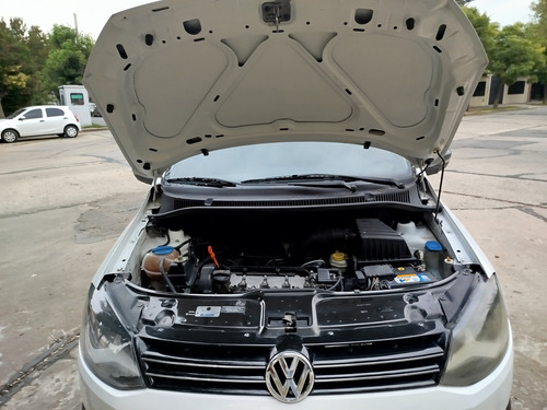 Volkswagen Suran 1.6 Trendline 11b