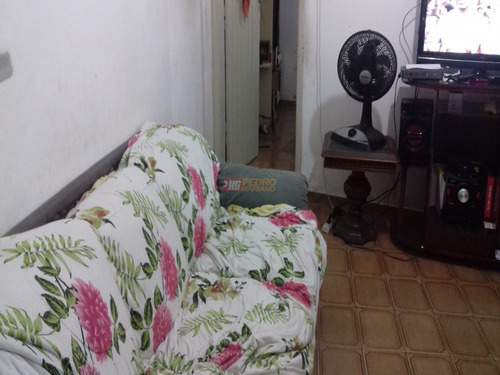 Casa Terrea No Bairro Vila Sacadura Cabral Em Santo Andre Com 02 Dormitorios - V-29359
