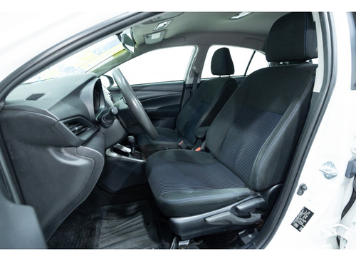 Toyota Yaris Sedán 1.5 16V FLEX SEDAN XL LIVE MULTIDRIVE
