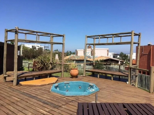 Imagen 20 de 23 de Casa A La Venta En El Chorro.